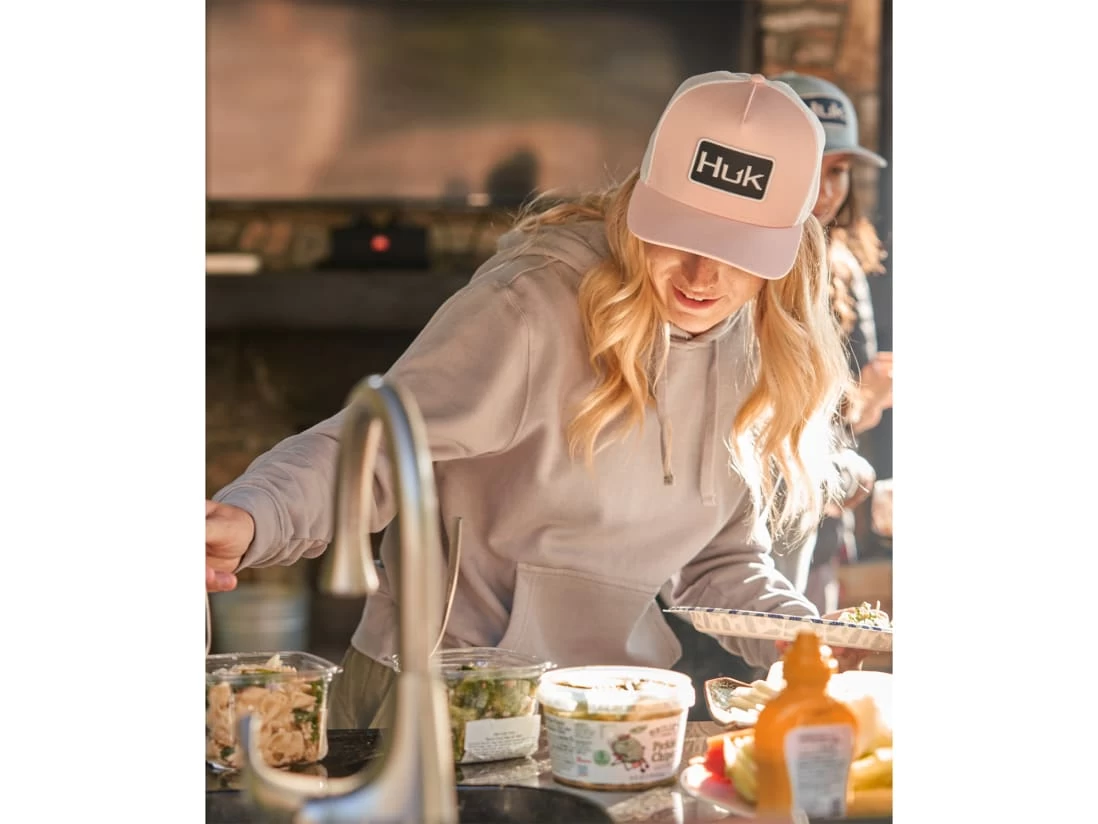 HUK Women's HUK Logo Hoodie 3 HUK Women's HUK Logo Hoodie - Image 3